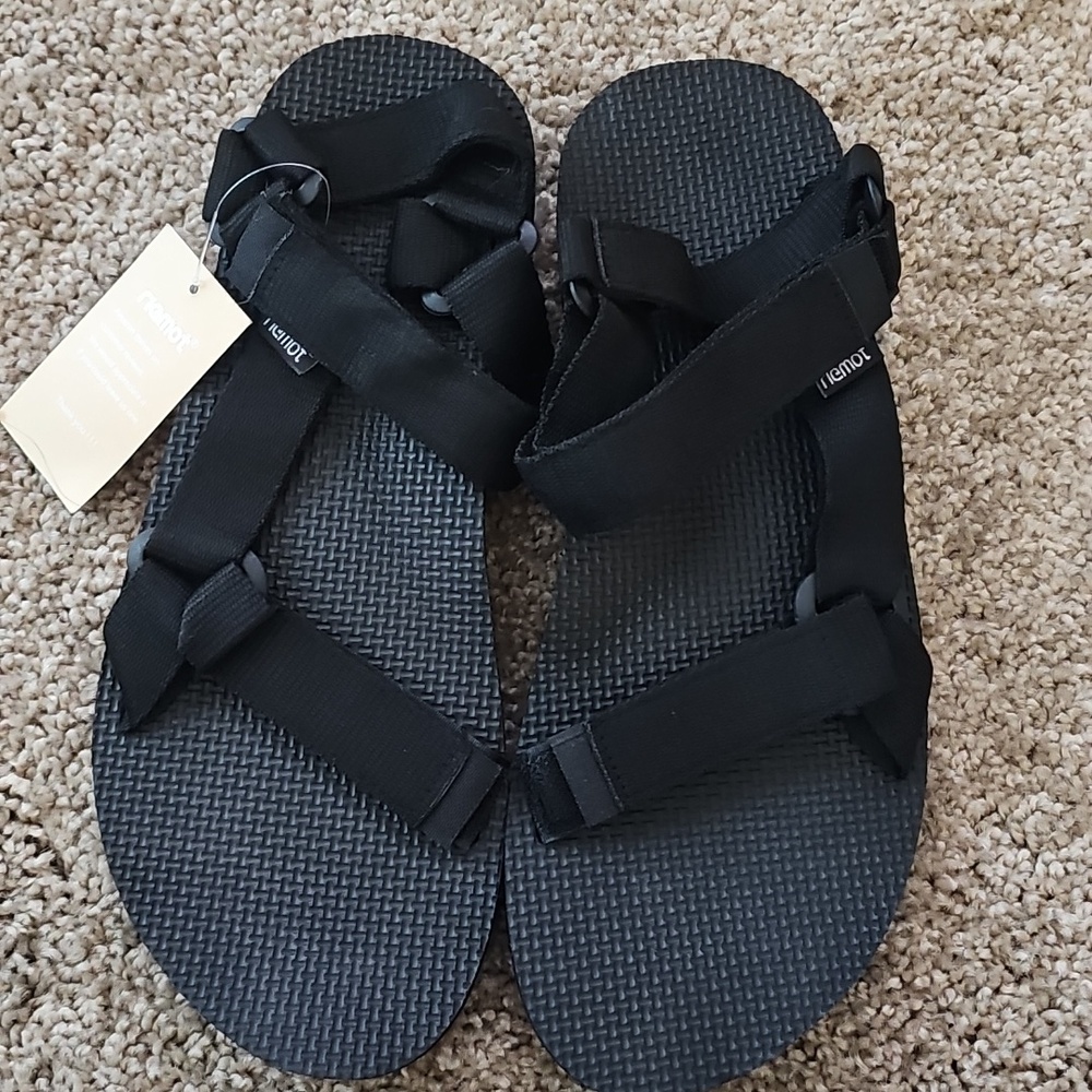 Riemot Black Sandals